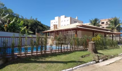 Casa em condomínio fechado com 3 quartos à venda em Horto Florestal, Ubatuba  por R$ 1.300.000
