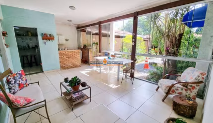 Casa em condomínio fechado com 3 quartos à venda na Santa Amélia, Belo Horizonte  por R$ 1.100.000