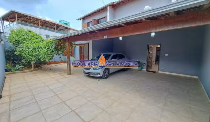 Casa com 3 quartos à venda na Santa Mônica, Belo Horizonte  por R$ 1.000.000