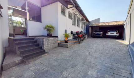 Prédio com 10 salas à venda na Santa Amélia, Belo Horizonte  por R$ 1.990.000