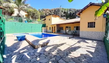 Chácara / sítio com 11 quartos à venda no Granjas Primavera (Justinópolis), Ribeirão das Neves  por R$ 950.000