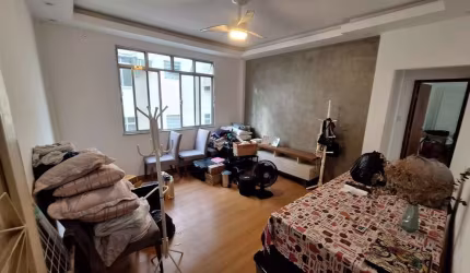 Vila da Penha, Amplo apartamento a venda, 2 quartos, sala, cozinha e banheiro.