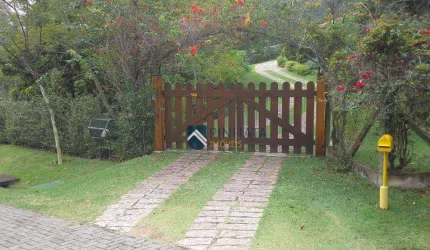 Casa com 3 dormitórios à venda, 178 m² por R$ 1.200.000 - Condomínio Santa Fé - Vinhedo/SP