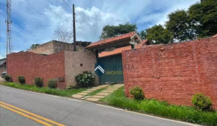 Casa com 3 dormitórios à venda, 465 m² por R$ 900.000,00 - Caixa D'água - Vinhedo/SP