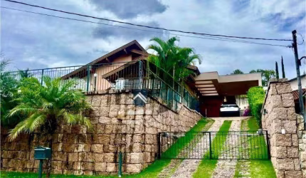 Casa com 3 dormitórios à venda, 326 m² por R$ 1.950.000,00 - Condomínio Estância Marambaia - Vinhedo/SP