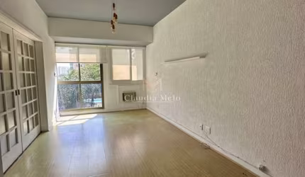 Apto quarto e sala confortável frontal mar da Barra da Tijuca