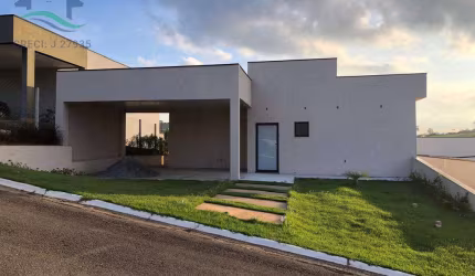 Casa de Condomínio com 3 dorms, Condomínio Jardim Flamboyan, Bragança Paulista - R$ 980 mil, Cod: 4212