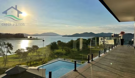 Mansão em condomínio com 10 suítes- Represa -Piracaia- Cod:5027