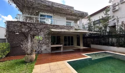 Casa à venda com 4 suítes no condomínio Paradiso - Indaiatuba/SP