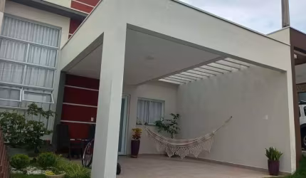 Casa com 3 quartos no condomínio Vila Ytu - Jardins do Império