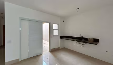 Casa terrea , dois quartos sendo uma suite no Jd Sabias