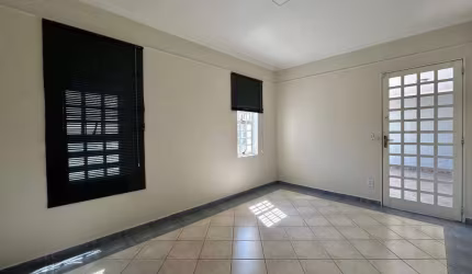 Casa a venda com 3 quartos (1 suíte) no bairro Cidade Nova II - Indaiatuba