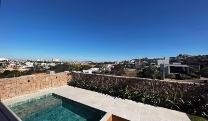 Casa em condomínio 4 suítes 4 vagas