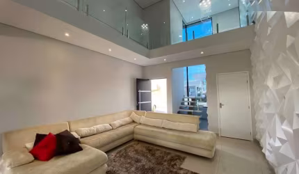 CASA COM BELA VISTA PARA MATA EM CONDOMÍNIO FECHADO EXCELENTE LOCALIZAÇÃO