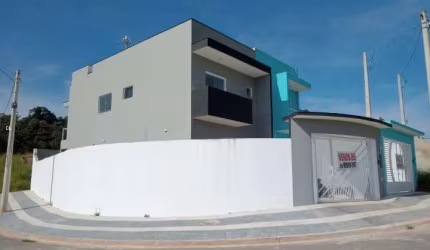 Sobrado para Venda em Mairinque, JARDIM VITORIA, 3 dormitórios, 1 suíte, 3 banheiros, 2 vagas