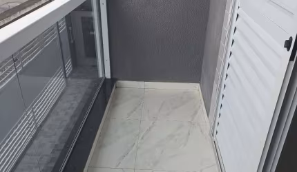 Linda casa sobreposta  espaçosa!