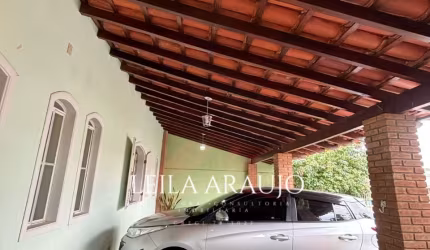 Essa casa está localizada no Jardim Satelite , possui fácil acesso às principais vias da cidade