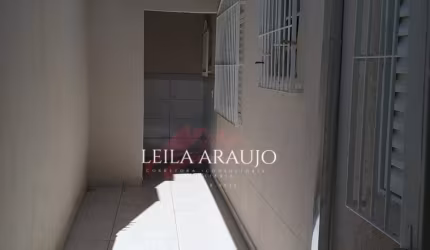 BELISSIMA CASA  A VENDA EM LOCALIZAÇÃO PRIVILEGIADA