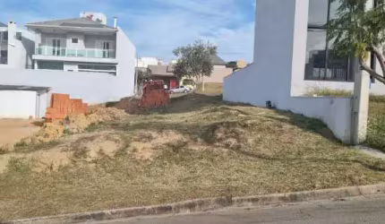Terreno com 250m² à venda no Condomínio Campos do Conde - Estuda Permuta