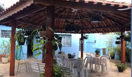 Sobrado com 3 dormitórios, 350 m² - venda por R$ 1.400.000,00 ou aluguel por R$ 4.000,00/mês - Centro - Caçapava/SP