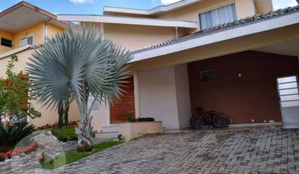 Sobrado com 3 dormitórios, 240 m² - venda por R$ 1.200.000,00 ou aluguel por R$ 7.000,00/mês - Condomínio Terras do Vale - Caçapava/SP