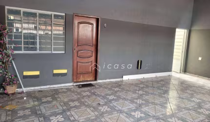 Casa com 2 dormitórios, 124 m² - venda por R$ 650.000,00 ou aluguel por R$ 4.043,78/mês - Centro - Caçapava/SP