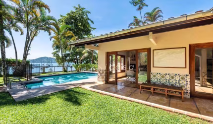 Casa com 8 dormitórios à venda, 440 m² por R$ 6.385.000,00 - Saco da Ribeira - Ubatuba/SP