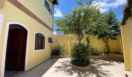 Sobrado com 4 dormitórios à venda, 450 m² por R$ 1.200.000,00 - Parque Residencial Maria Elmira - Caçapava/SP