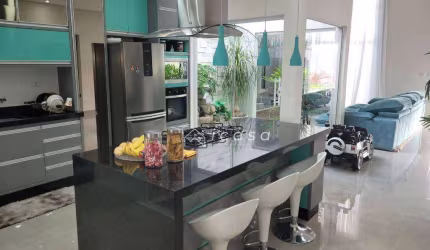 Casa com 3 dormitórios à venda, 220 m² por R$ 1.100.000,00 - Residencial Tecoara - Taubaté/SP