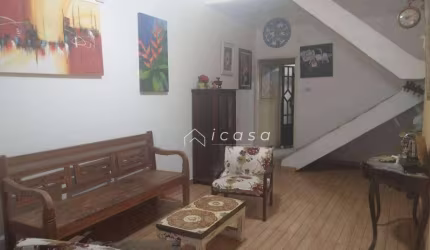 Sobrado com 3 dormitórios à venda, 256 m² por R$ 400.000,00 - Jardim São José - Caçapava/SP