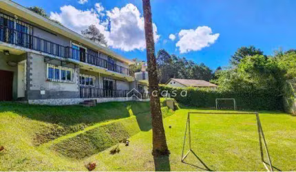 Sobrado com 4 dormitórios à venda, 400 m² por R$ 2.800.000,00 - Alto da Boa Vista - Campos do Jordão/SP