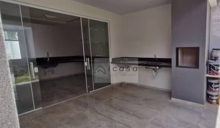 Casa com 3 dormitórios à venda, 176 m² por R$ 910.000,00 - Villa Branca - Jacareí/SP