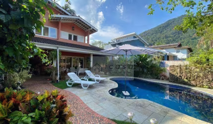 Sobrado com 4 dormitórios à venda, 282 m² por R$ 3.600.000,00 - Pedra Verde (Domingas Dias) - Ubatuba/SP