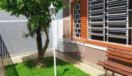 Casa com 3 dormitórios à venda, 300 m² por R$ 690.000,00 - Jardim Santa Maria - Jacareí/SP