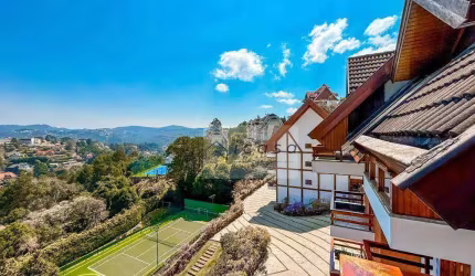 Cobertura com 3 dormitórios à venda, 315 m² por R$ 2.800.000,00 - Alto Capivari - Campos do Jordão/SP