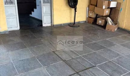 Sobrado com 3 dormitórios à venda, 80 m² por R$ 383.000,00 - Residencial São Francisco - São José dos Campos/SP