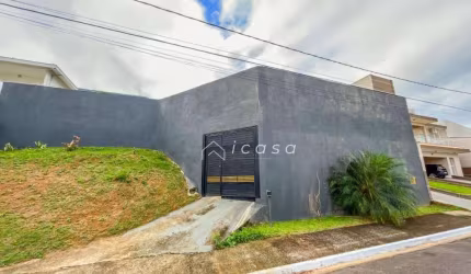 Casa com 3 dormitórios à venda, 270 m² por R$ 1.180.000,00 - Residencial Santa Helena - Caçapava/SP