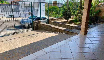 Sobrado com 3 dormitórios à venda, 309 m² por R$ 815.000,00 - Vila São João - Caçapava/SP