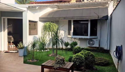 Casa com 3 dormitórios à venda, 230 m² por R$ 900.000,00 - Centro - Caçapava/SP
