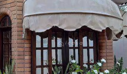 Casa com 3 dormitórios à venda, 195 m² por R$ 750.000,00 - Vila Resende - Caçapava/SP