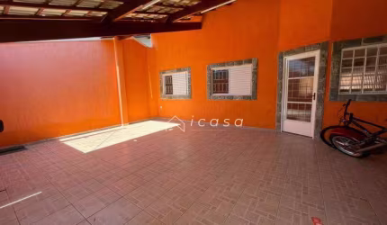 Casa com 3 dormitórios à venda, 175 m² por R$ 500.000,00 - Village das Flores - Caçapava/SP