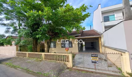 Casa com 3 dorm. (1 Suíte) à venda, 120 m² por R$ 550.000 - Iririú - Joinville/SC