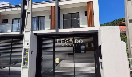 Casa com 3 dormitórios (1 suíte)  à venda, 120 m² por R$ 699.000 - Saguaçu - Joinville/SC