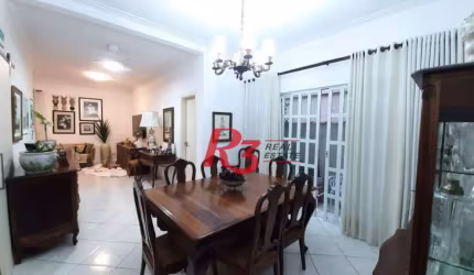 Casa sobreposta baixa, à venda, com 3 dorm (1 suíte), 1 vaga, no  Campo Grande em Santos SP