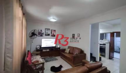 Sobrado com 3 dormitórios à venda, 115 m² por R$ 405.000,00 - Vila São Jorge - São Vicente/SP