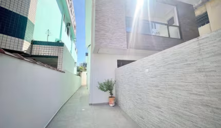 Sobrado à venda, 78 m² por R$ 760.000,00 - Aparecida - Santos/SP