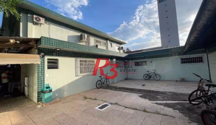 Sobrado com 11 dormitórios à venda, 420 m² por R$ 3.200.000,00 - Campo Grande - Santos/SP