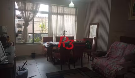Linda casa localizada no coração de São Vicente, próxima à Estação do VLT Antônio Emmerick e ao lado do Parque Bitaru. Ideal para quem aprecia pratici