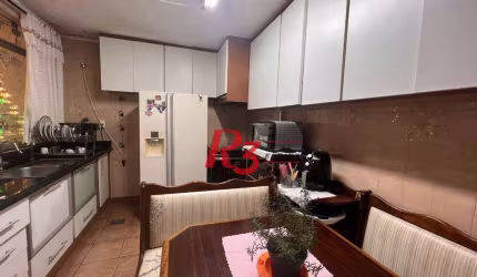 Casa com 3 dormitórios à venda, 148 m² por R$ 1.100.000,00 - Embaré - Santos/SP