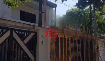 Sobrado com 3 suítes à venda, 200 m² por R$ 1.950.000 - Embaré - Santos/SP